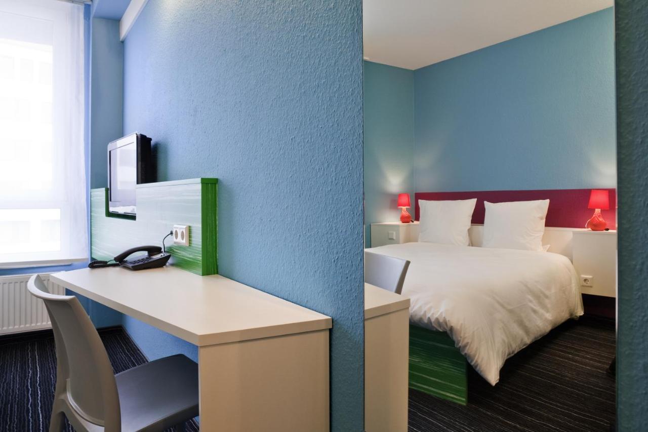 מלון Ibis Styles Duesseldorf-ניאוס חדר תמונה